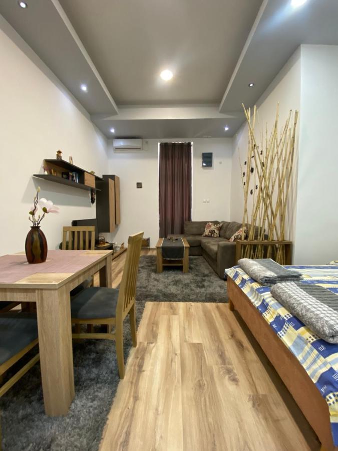 Apartment Neno 2 Trebinje Exterior photo